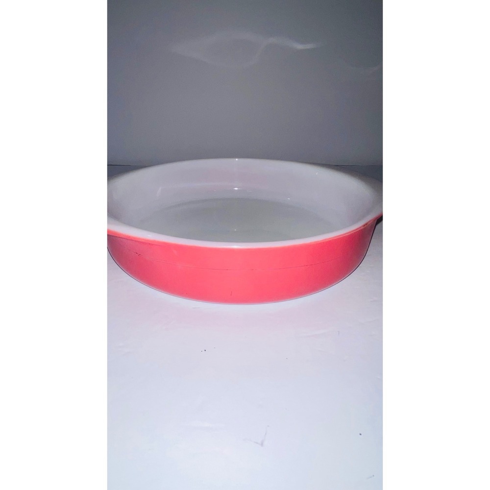 Vintage Pyrex Pink Milk Glass Round Casserole Pie Baking Dish Handled 8.5" USA*